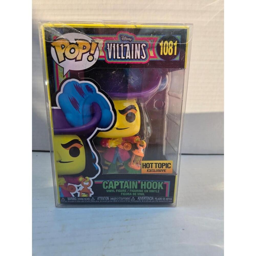 Funko Pop! Disney Villains Captain Hook #1081 Hot Topic Exclusive Black light